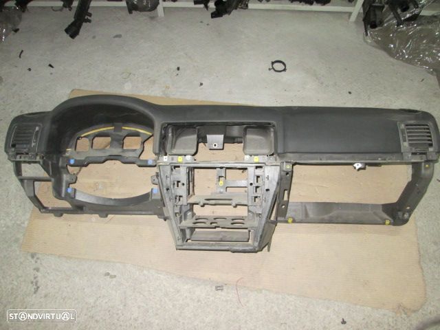 Tablier TAB38 OPEL VECTRA 2005 CINZA - 2