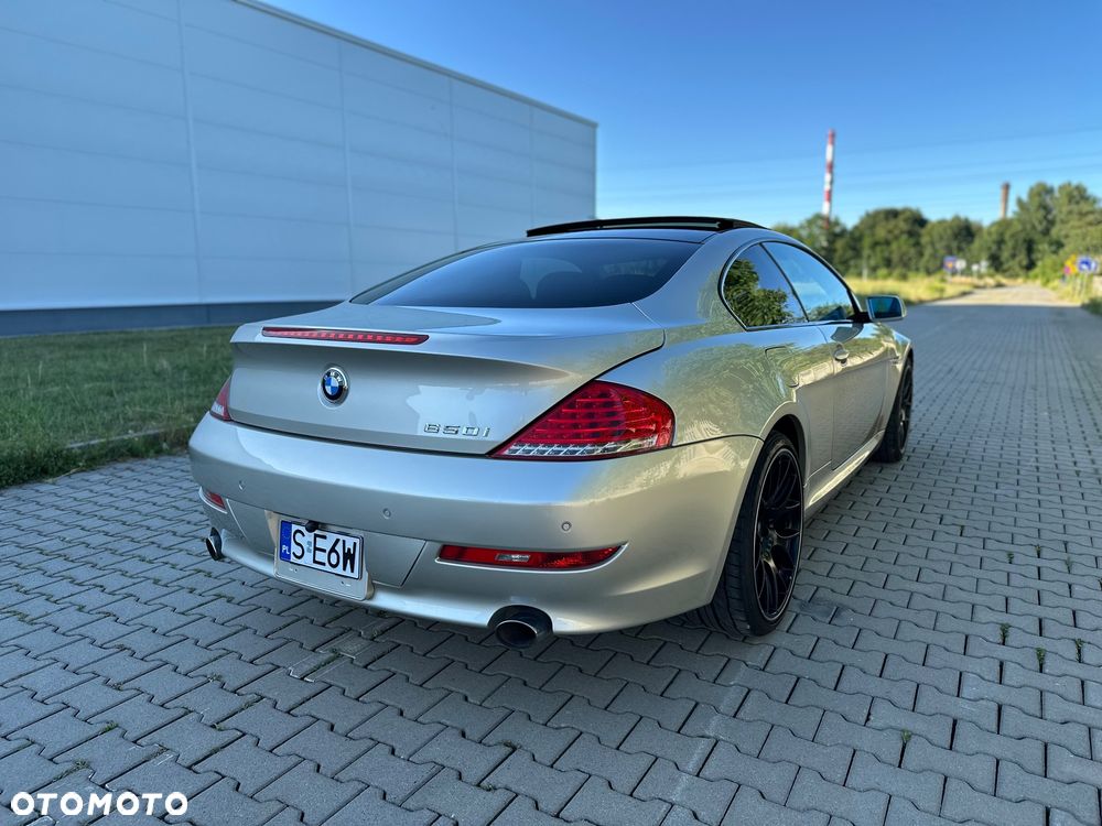BMW Seria 6 650 i - 8