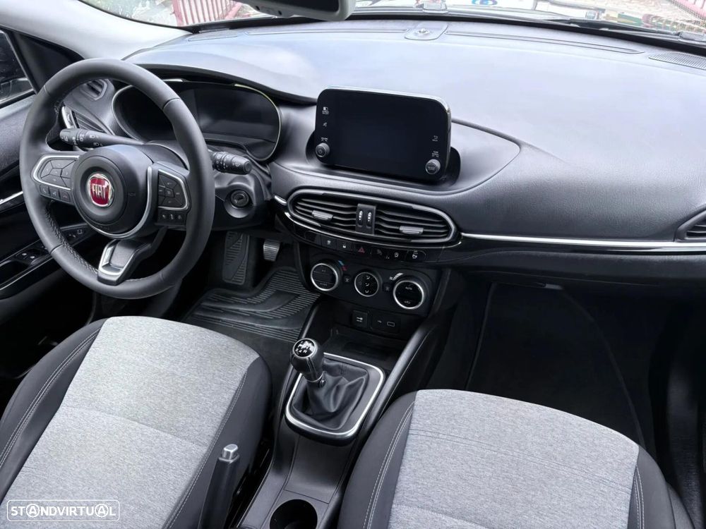 Fiat Tipo Cross 1.0 GSE T3 - 31