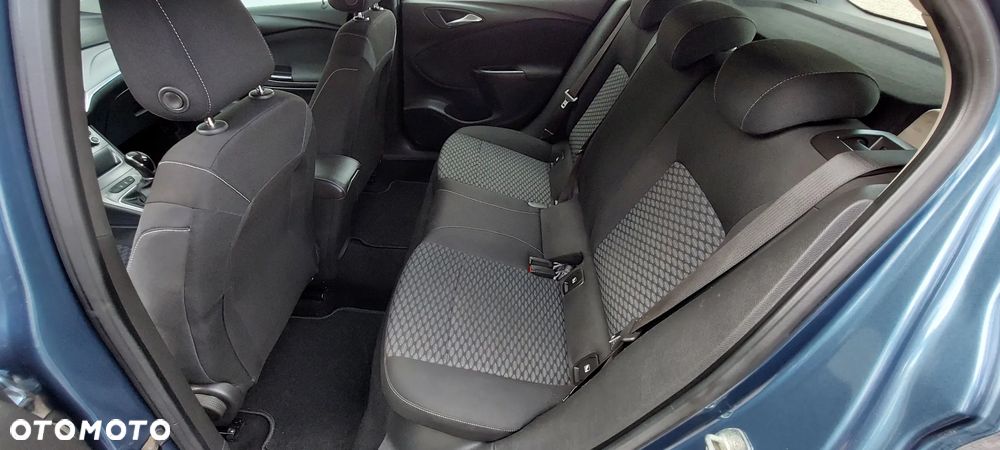 Opel Astra 1.4 Turbo Dynamic - 22
