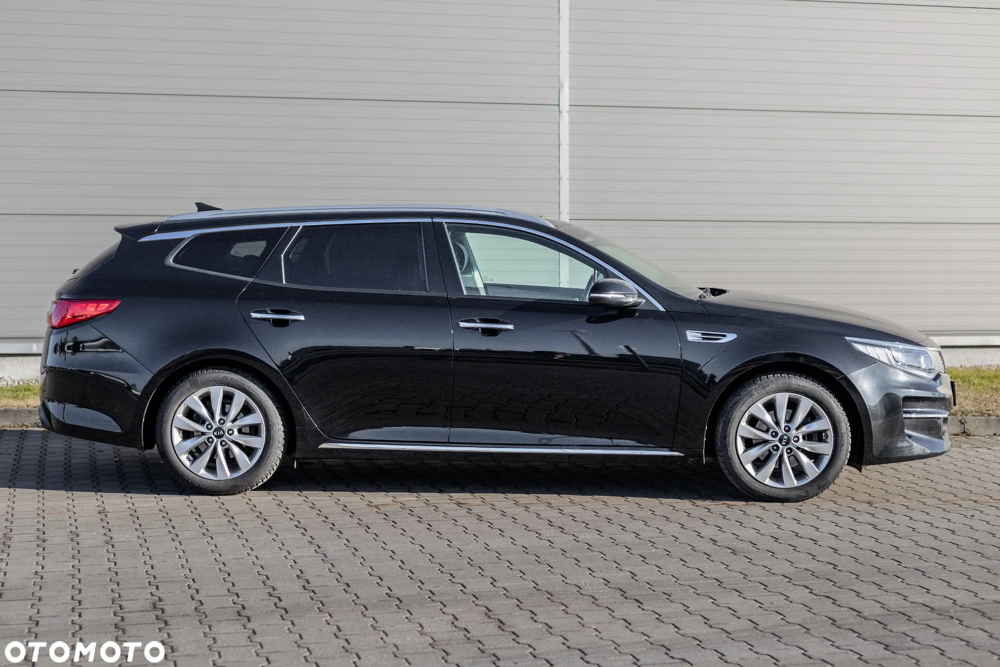Kia Optima 1.7 CRDI L DCT - 4