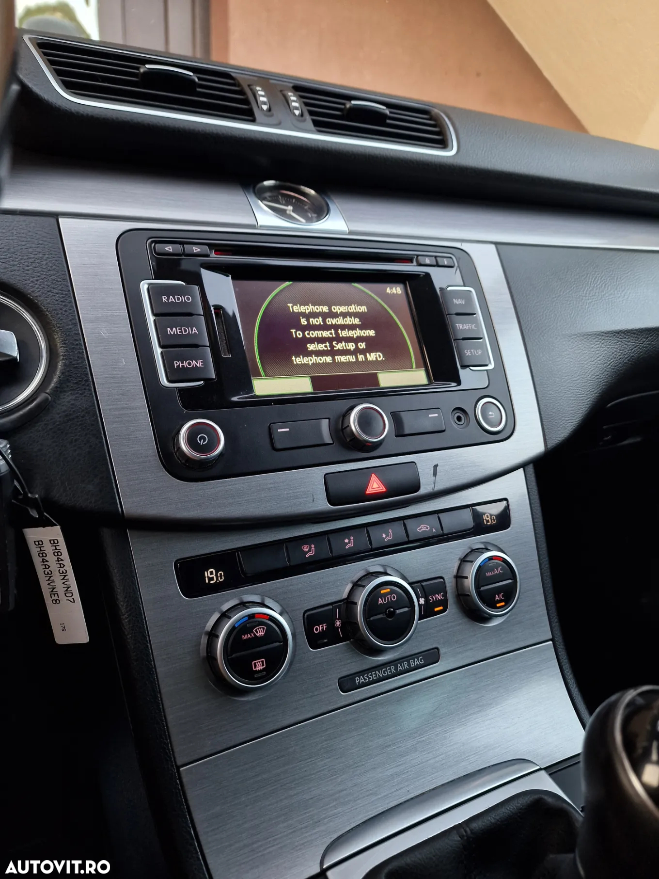 Volkswagen Passat - 32
