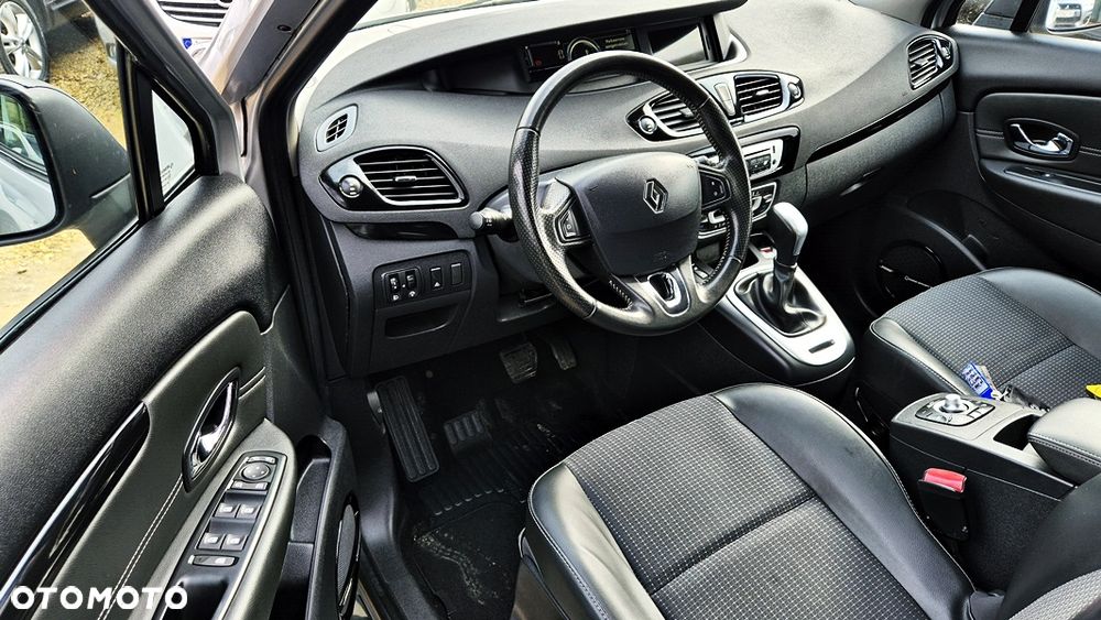 Renault Grand Scenic 2.0 16V 140 CVT Bose Edition - 30
