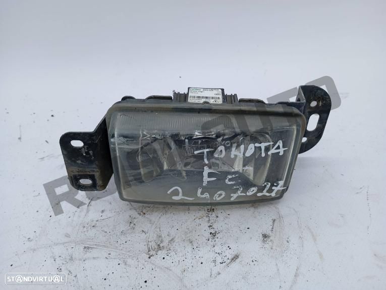 Ótica / Farol Nevoeiro Frente Esquerdo 81220-02051 Toyota Corol - 1