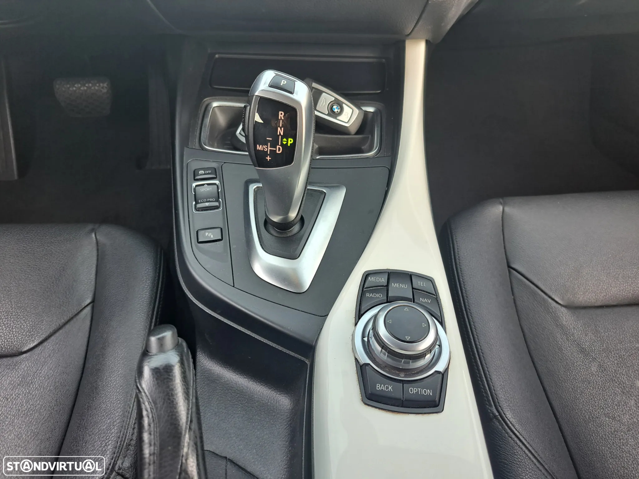 BMW 116 d Advantage Auto - 28