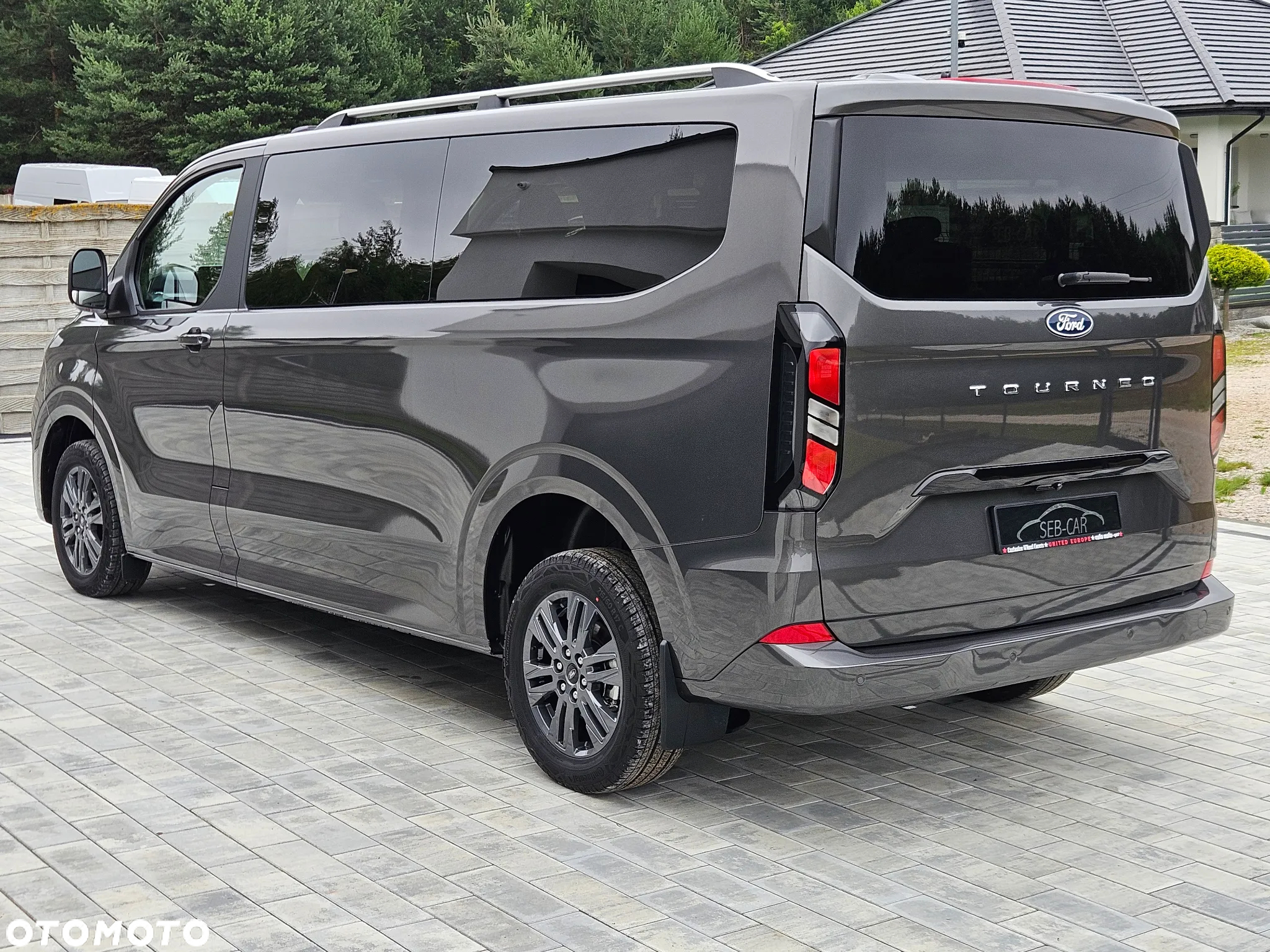 Ford Tourneo Custom 2.0 EcoBlue L2 Titanium SelectShift - 40