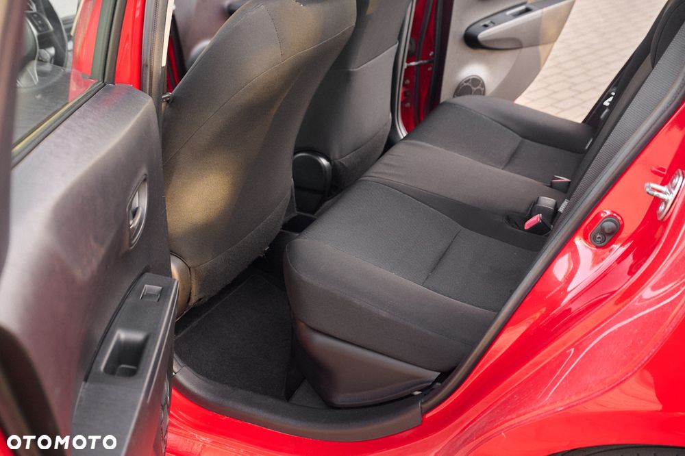 Toyota Yaris Hybrid 100 Premium EU6 - 22