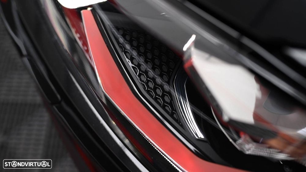 VW Golf GTI TCR 2.0 TSI OPF DSG - 24