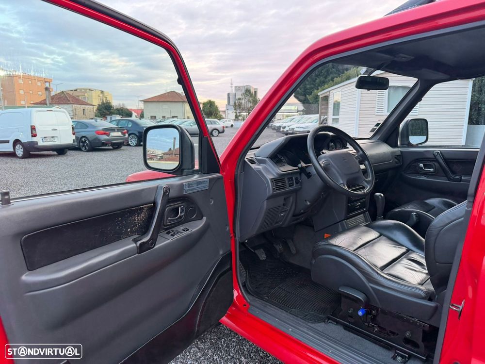 Mitsubishi Pajero 3.5 V6 - 13