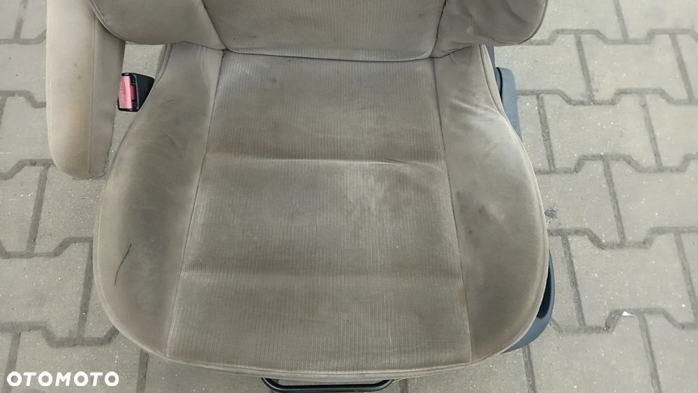 Peugeot 307 fotel przod przedni lewy - 2