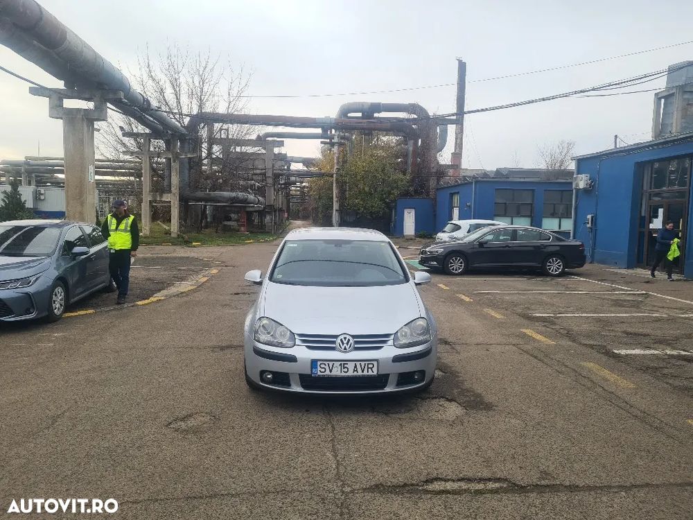 Volkswagen Golf 2.0 TDI Comfortline DSG - 8