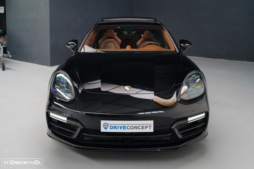 Porsche Panamera Sport Turismo 4 E-Hybrid - 3