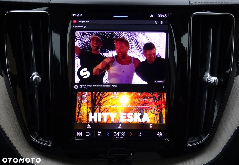 Volvo XC 60 T6 AWD Recharge Geartronic Inscription - 31