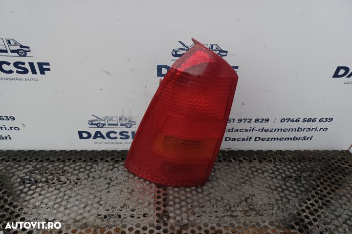 Lampa stop pe aripa dreapta Ford Focus 1  [din 1998 pana  2004] seria wagon 5-usi 1.8 AT (116 hp) - 1