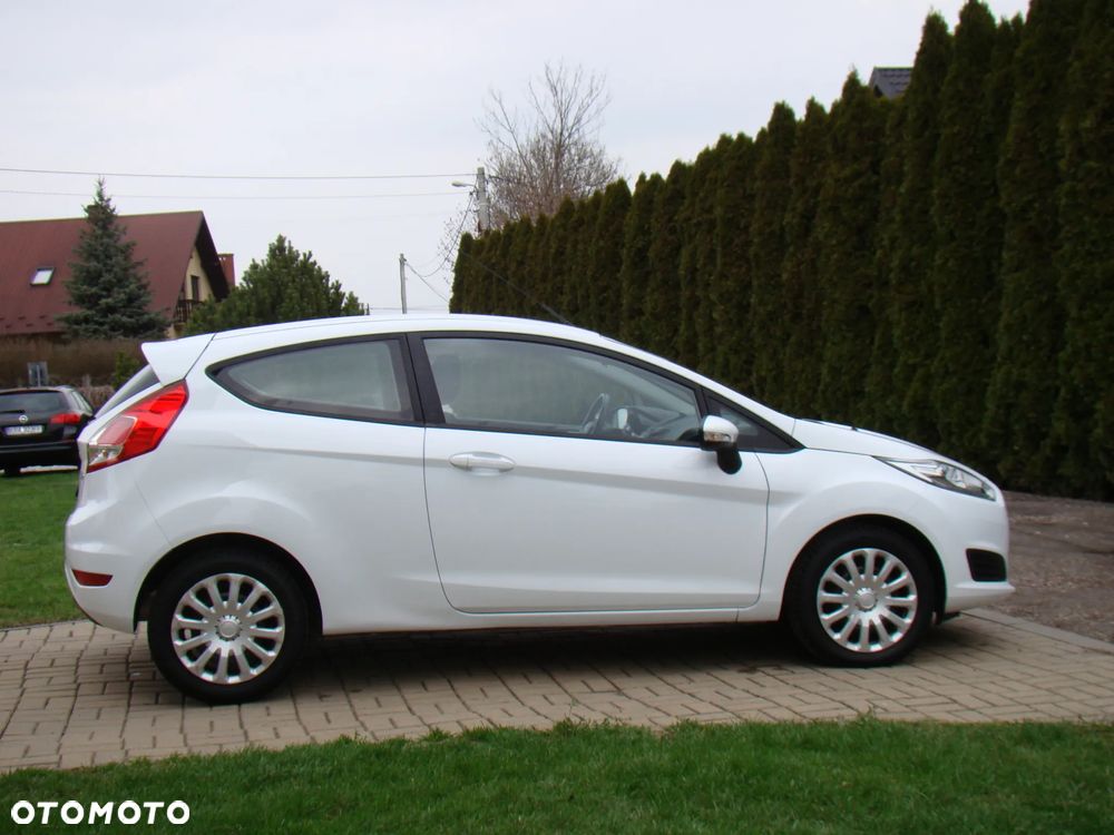 Ford Fiesta 1.25 Celebration - 11