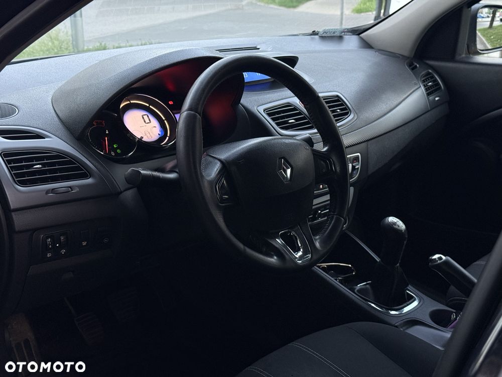 Renault Fluence - 7