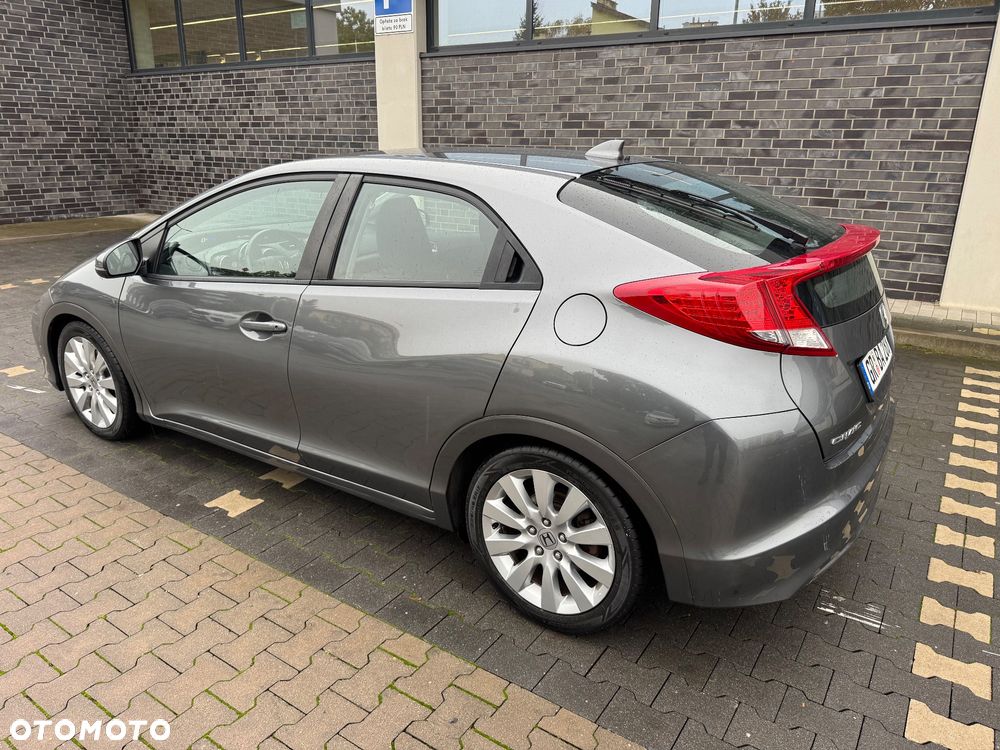 Honda Civic 1.4 i-VTEC Sport - 4