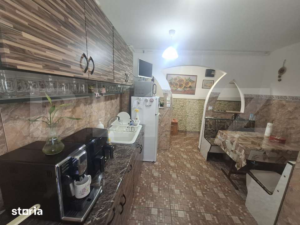 Apartament de vanzare cu 2 camere,52 mp,zona micro 16 — fotografia 1
