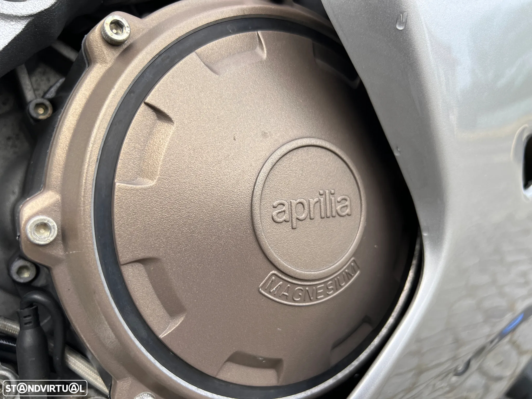 Aprilia RSV 1000R-RR - 17