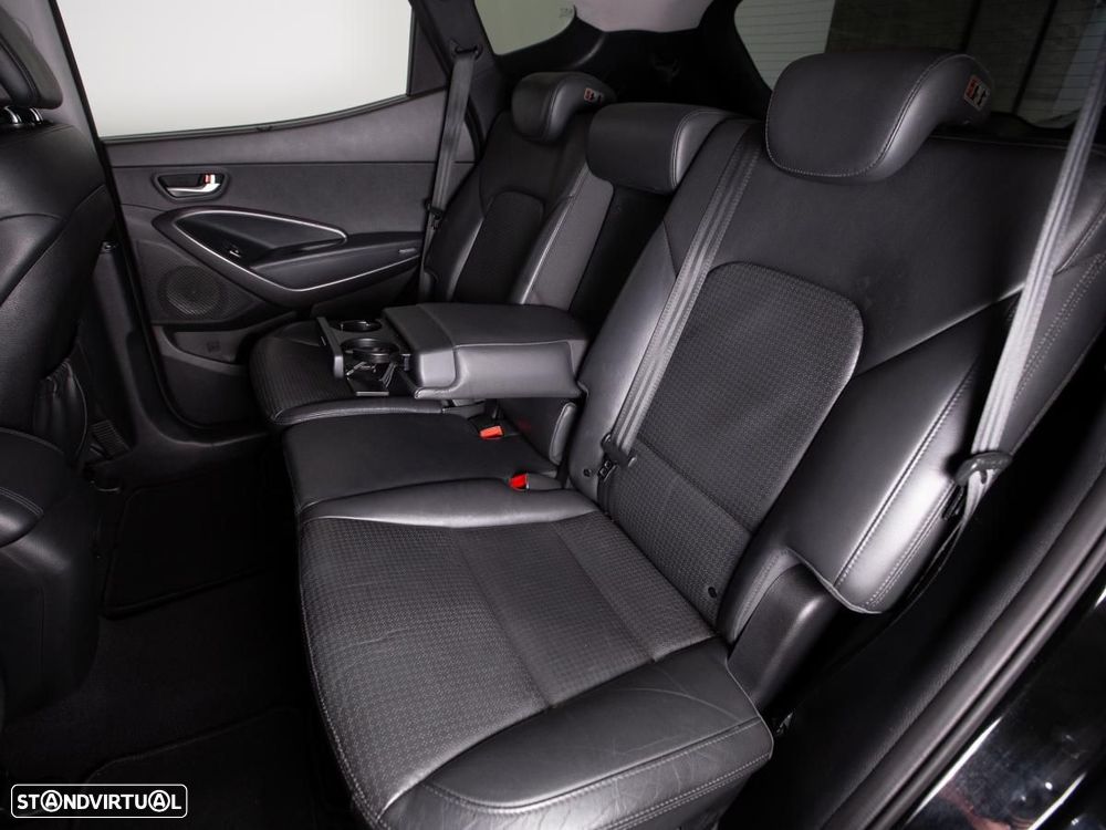 Hyundai Santa Fe - 10