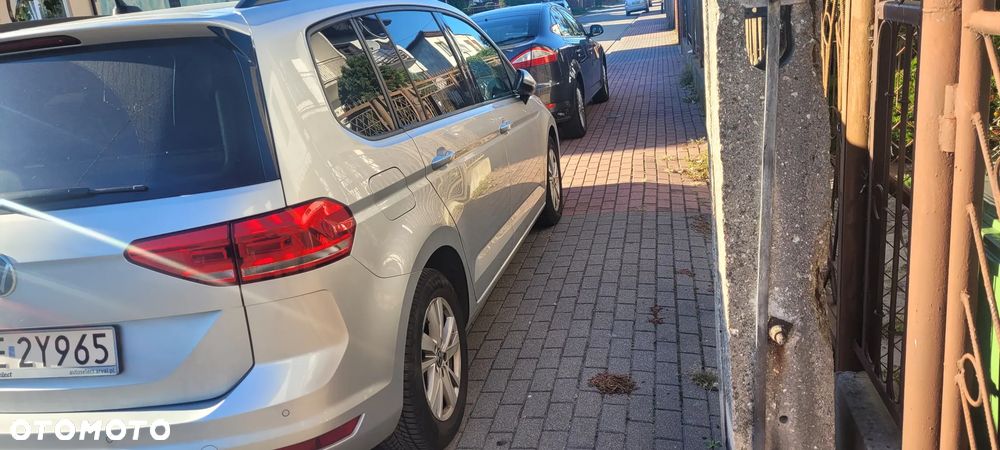 Volkswagen Touran - 3