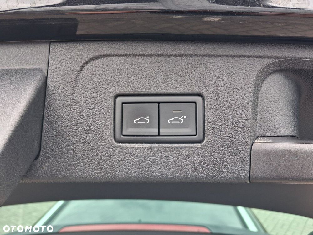 Volkswagen Passat - 34