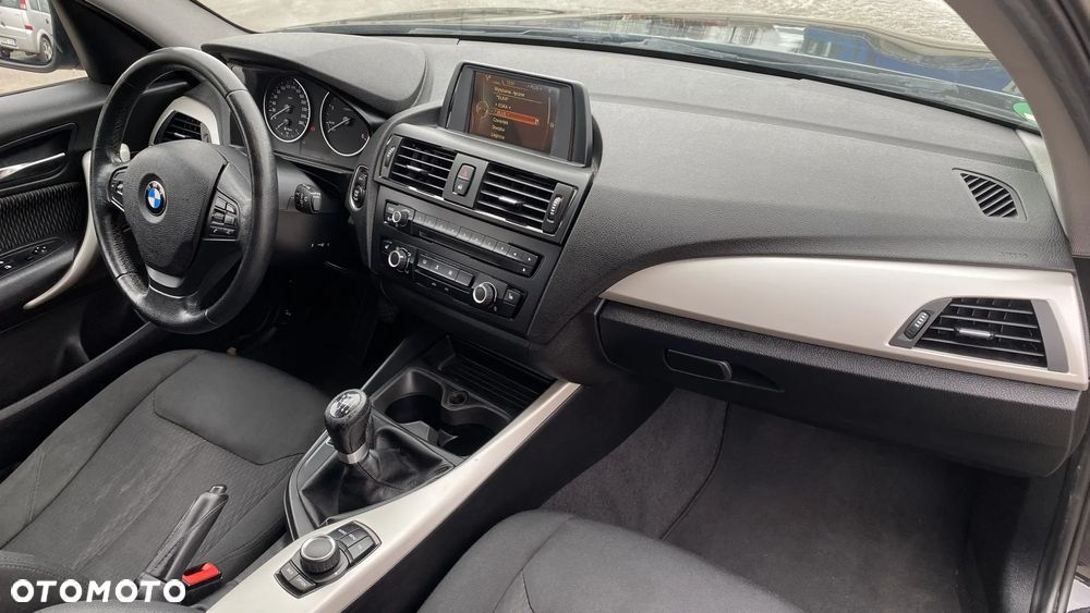 BMW Seria 1 118d - 17