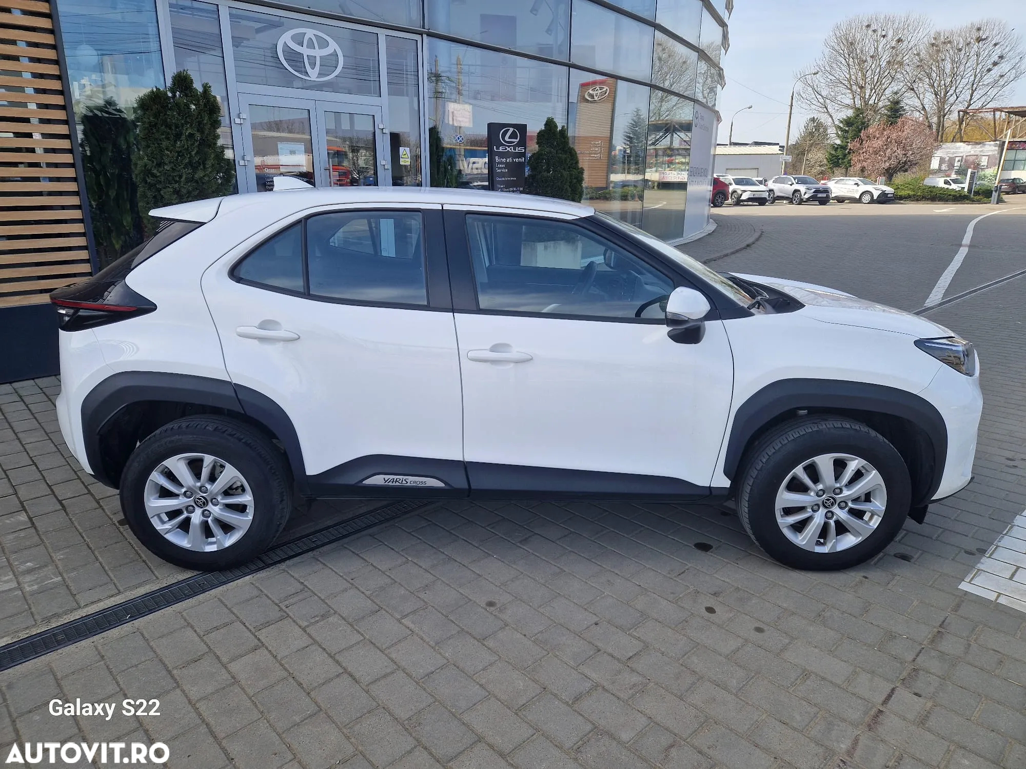 Toyota Yaris Cross 1.5 VVT-i HSD 4x2 Active - 4