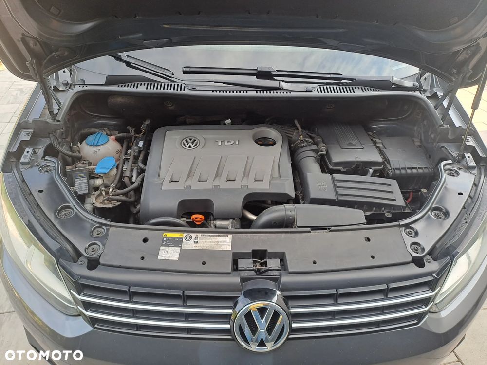 Volkswagen Touran 2.0 TDI DPF BlueMotion Technology MATCH - 11