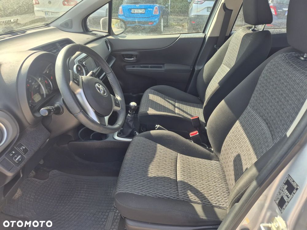 Toyota Yaris 1.33 Premium - 8