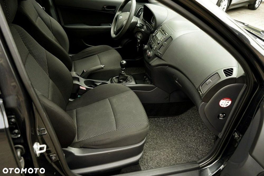 Hyundai i30 - 16
