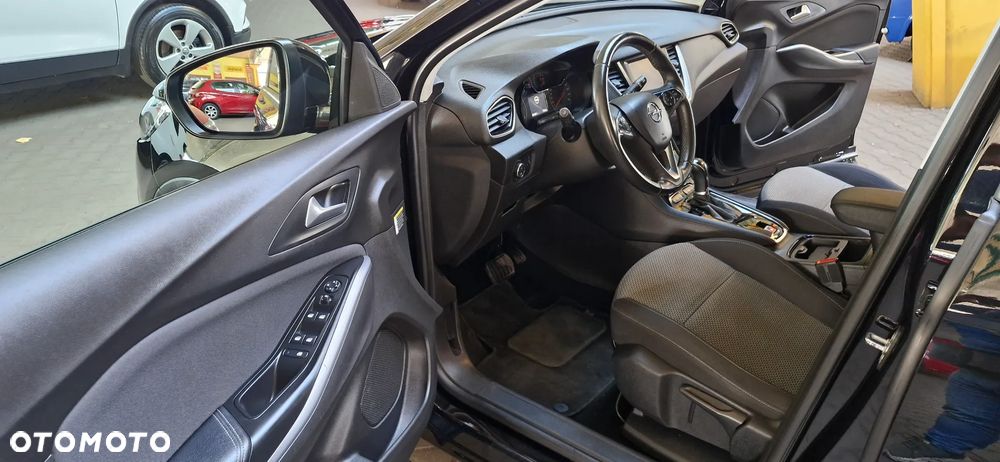 Opel Grandland X 1.2 T GPF Edition S&S - 10