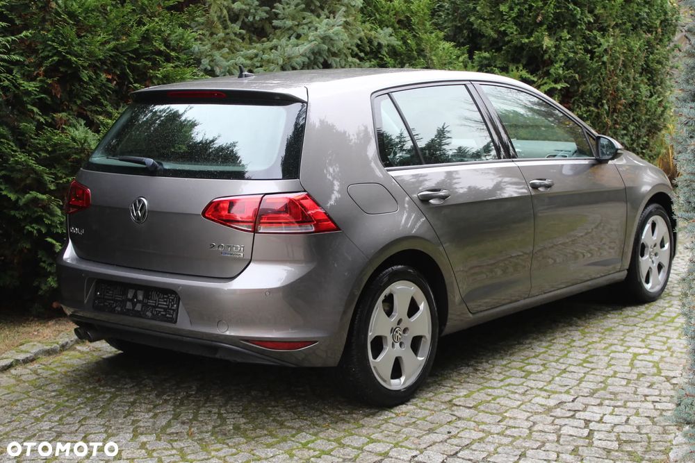 Volkswagen Golf 2.0 BlueTDI DSG Highline - 18