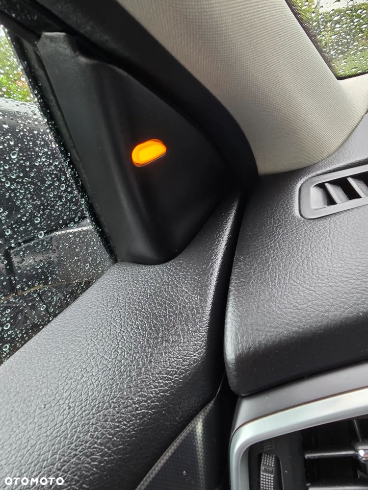 Nissan Qashqai 1.2 DIG-T N-Connecta EU6 - 28