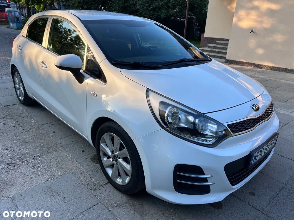 Kia Rio 1.2 XL Business Line - 4