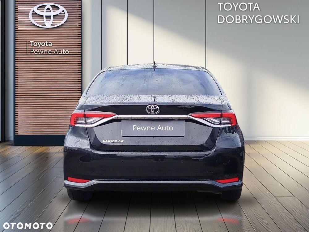 Toyota Corolla - 4