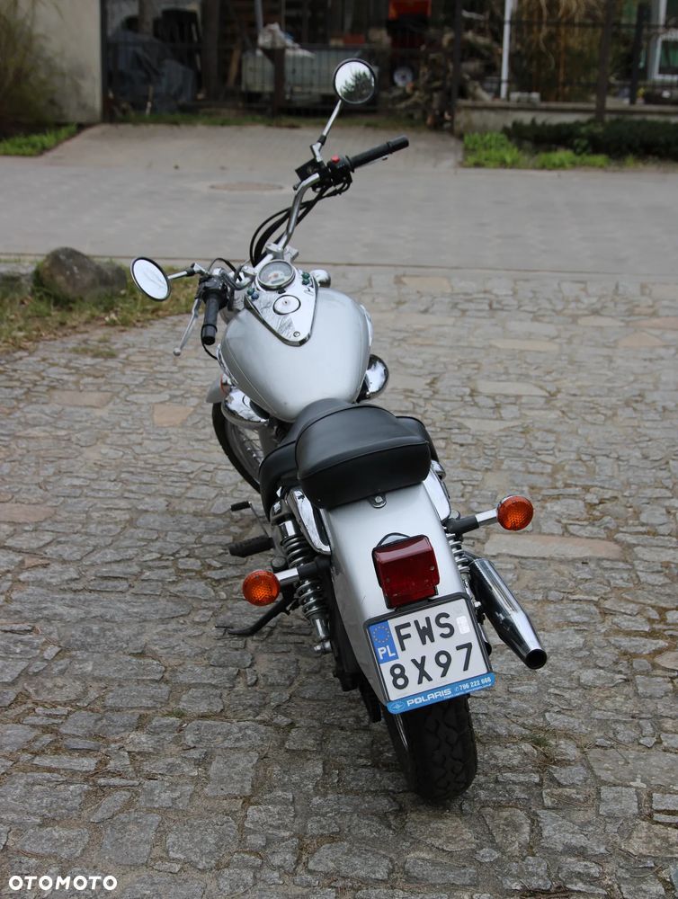Suzuki Intruder - 5