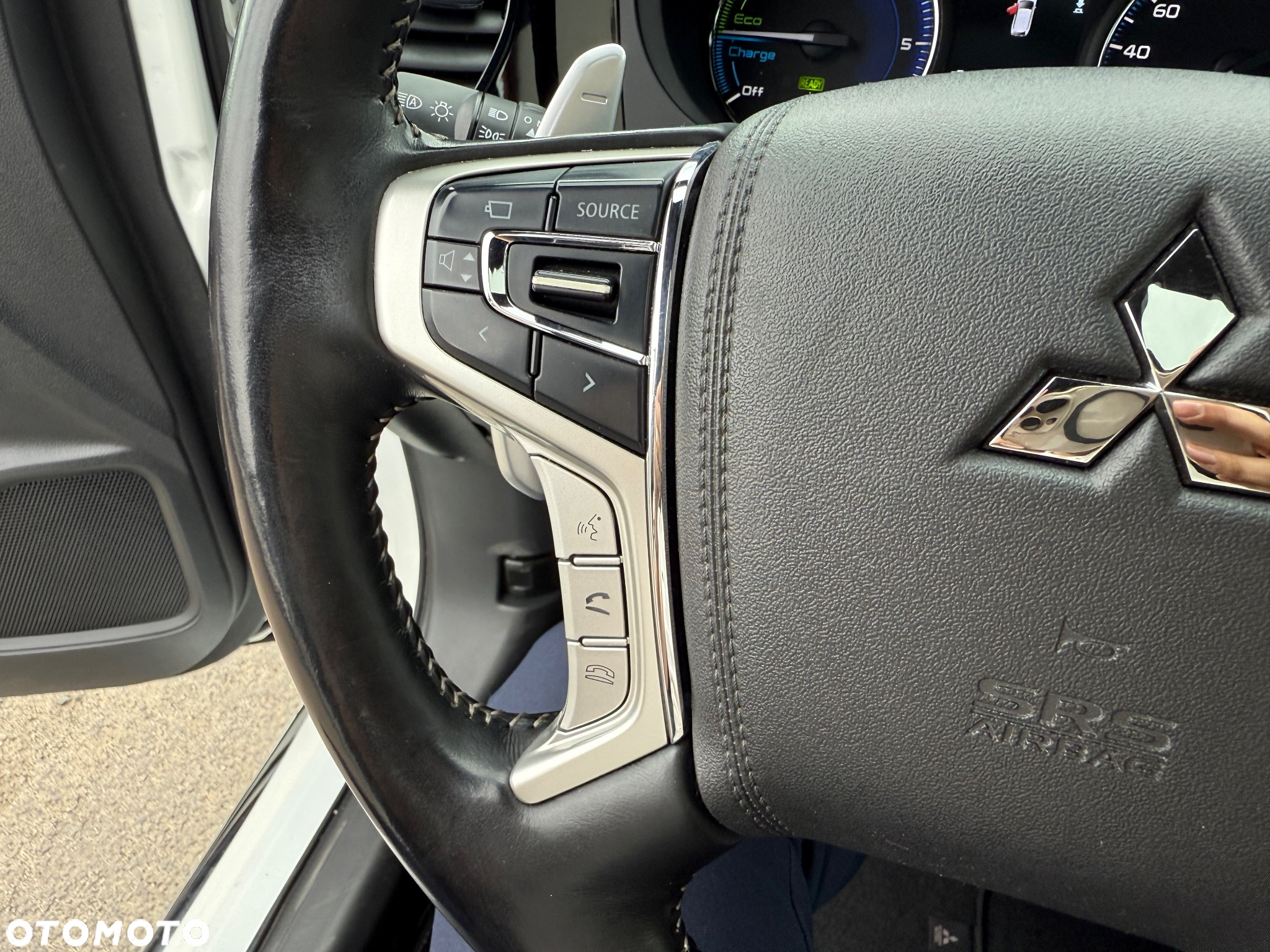 Mitsubishi Outlander 2.4 4WD Plug-In Hybrid Top - 20