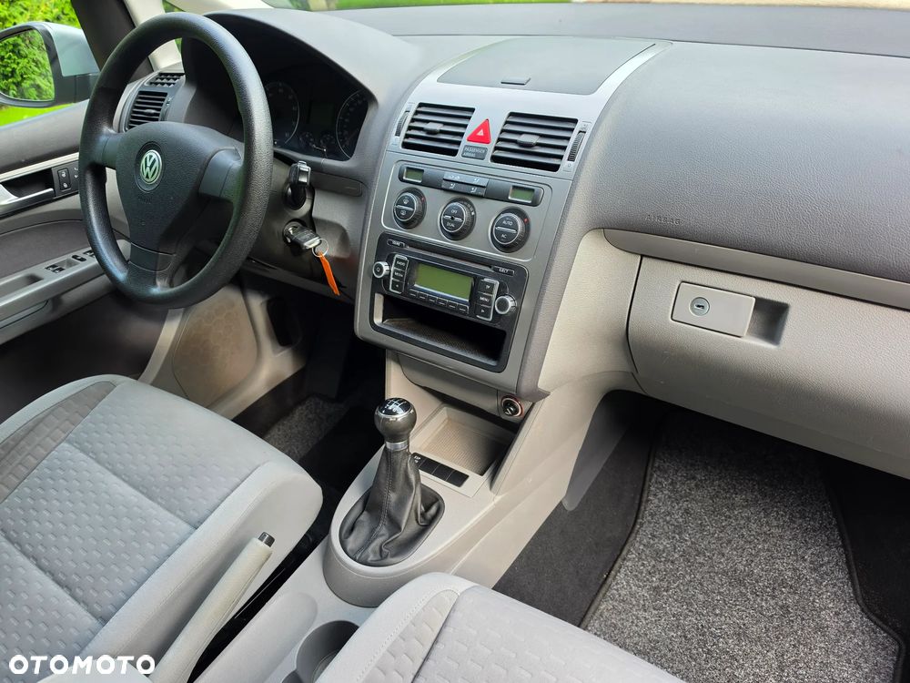 Volkswagen Touran 1.4 TSI Cup - 19