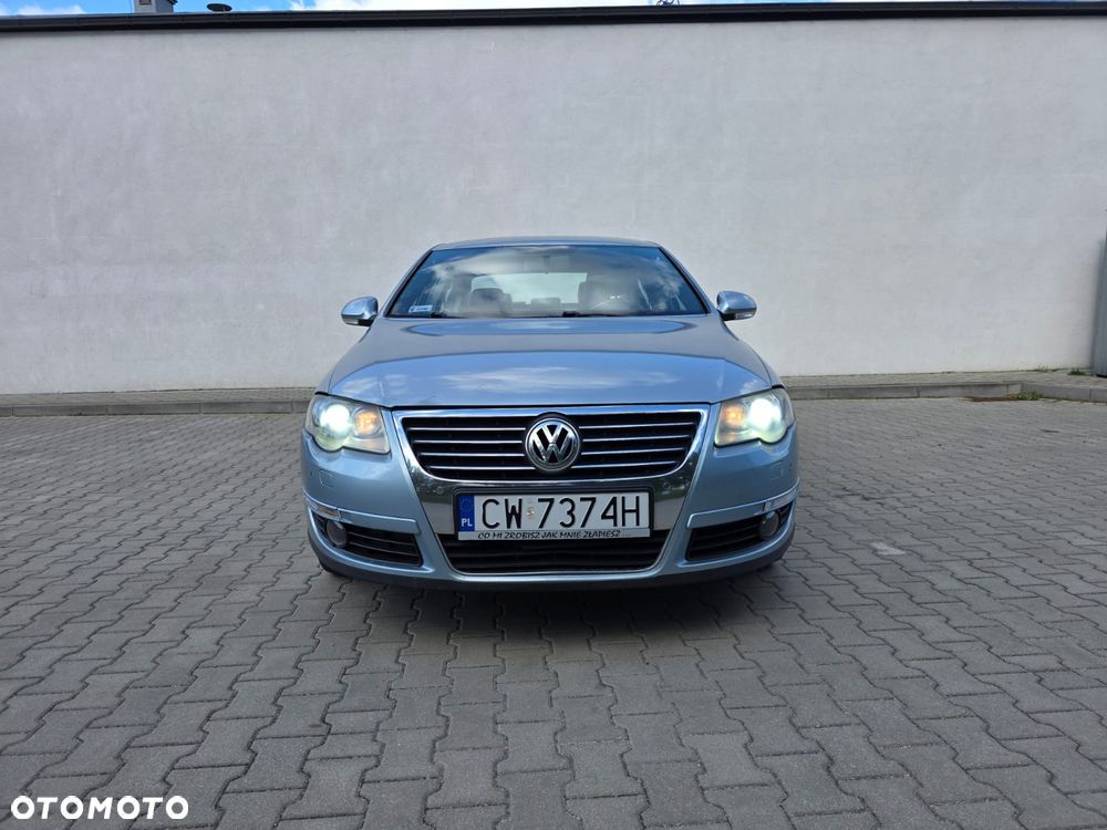 Volkswagen Passat 2.0 TDI 4Mot Highline - 4