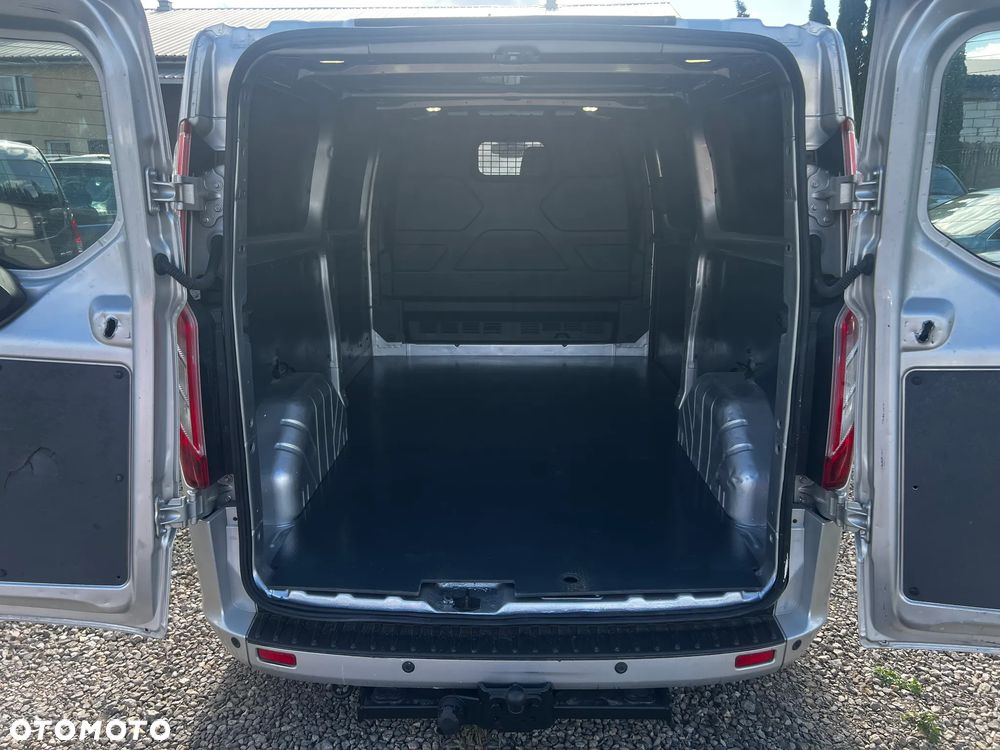 Ford Transit Custom - 28