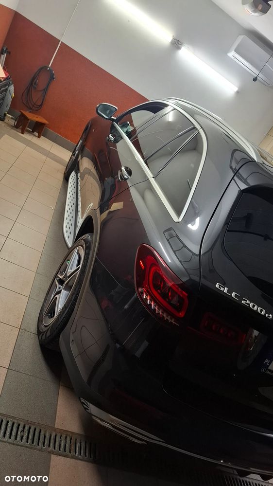 Mercedes-Benz GLC 200 d 4-Matic Business Edition - 11