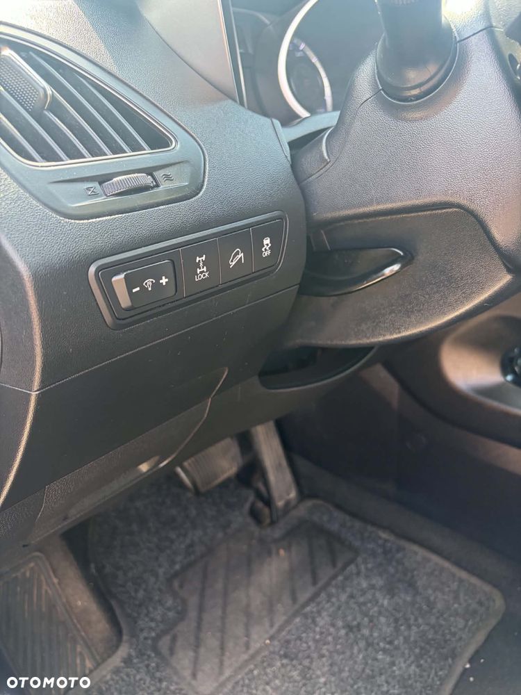 Hyundai ix35 - 13