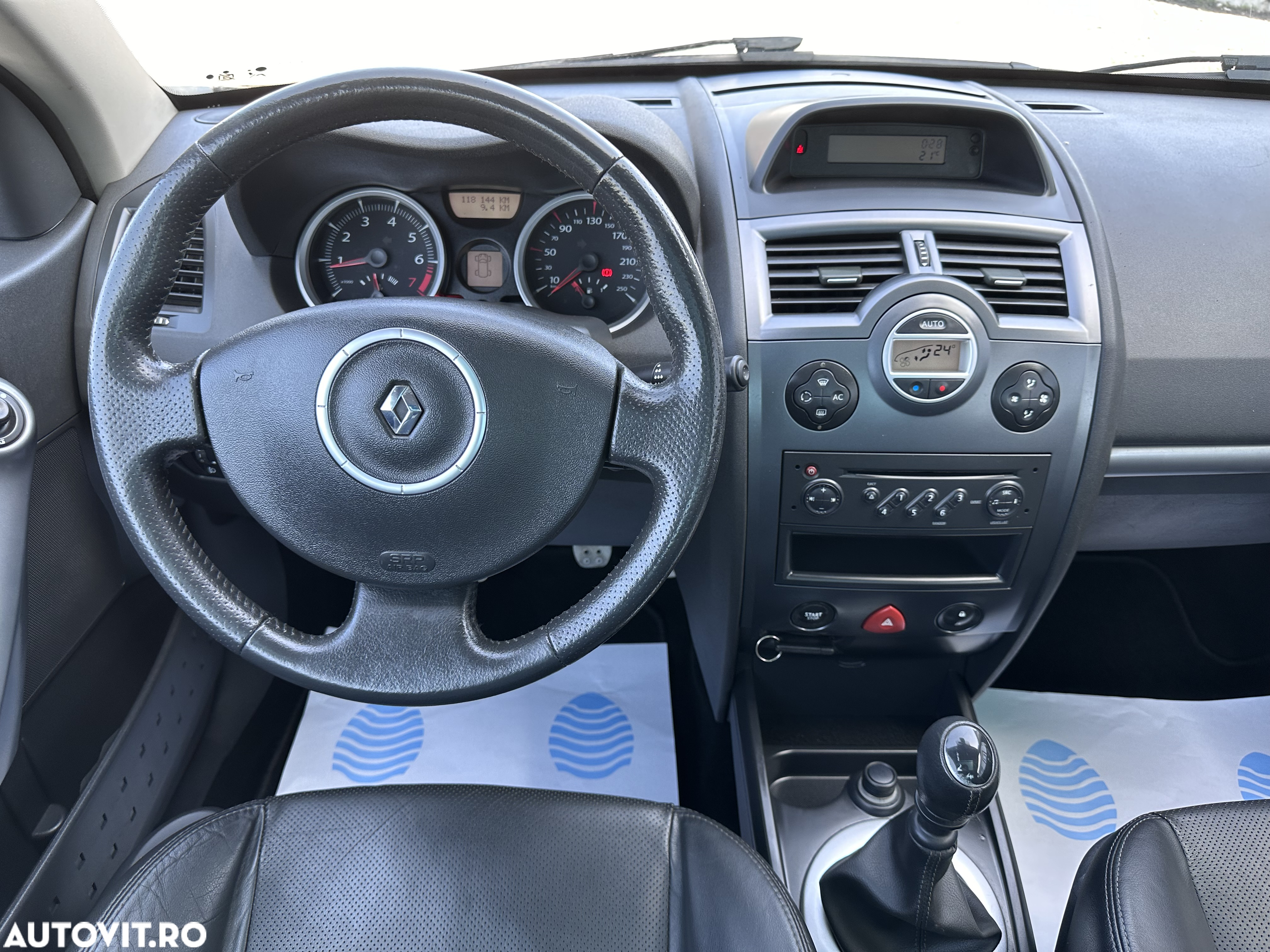 Renault Megane 2.0 Coupe-Cabriolet Exception - 16