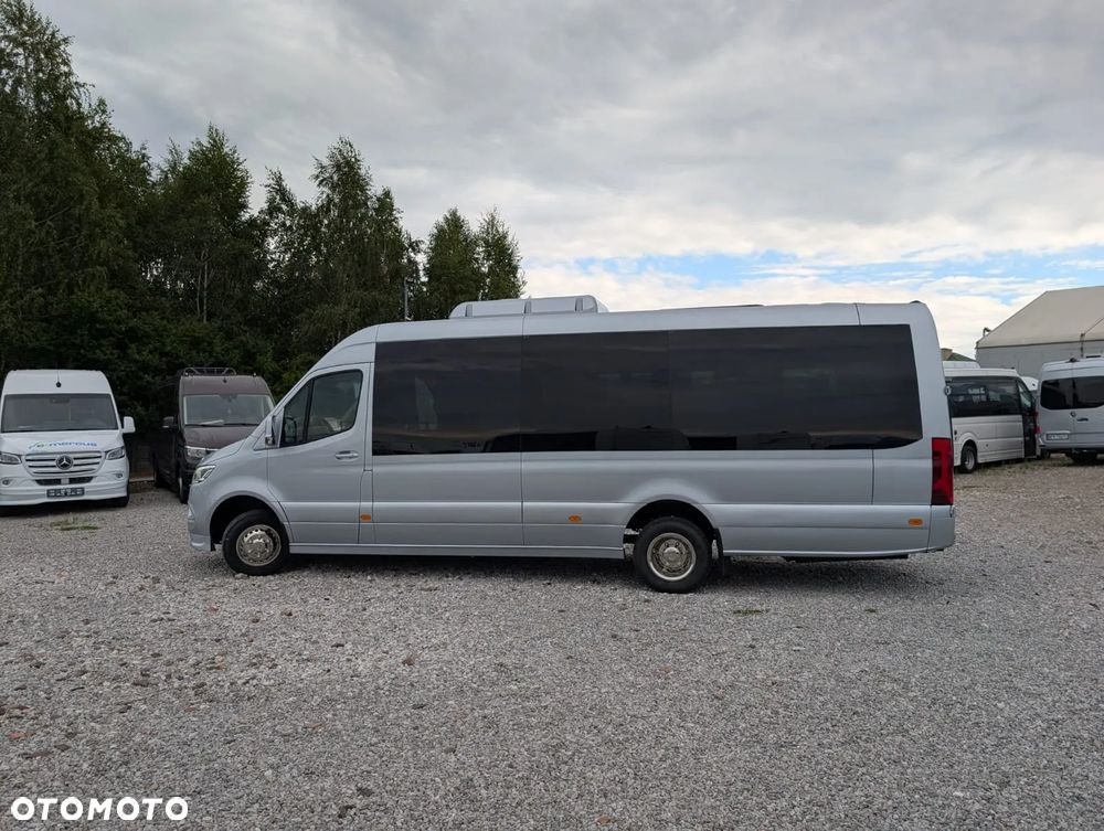 Mercedes-Benz Sprinter 519 - 9