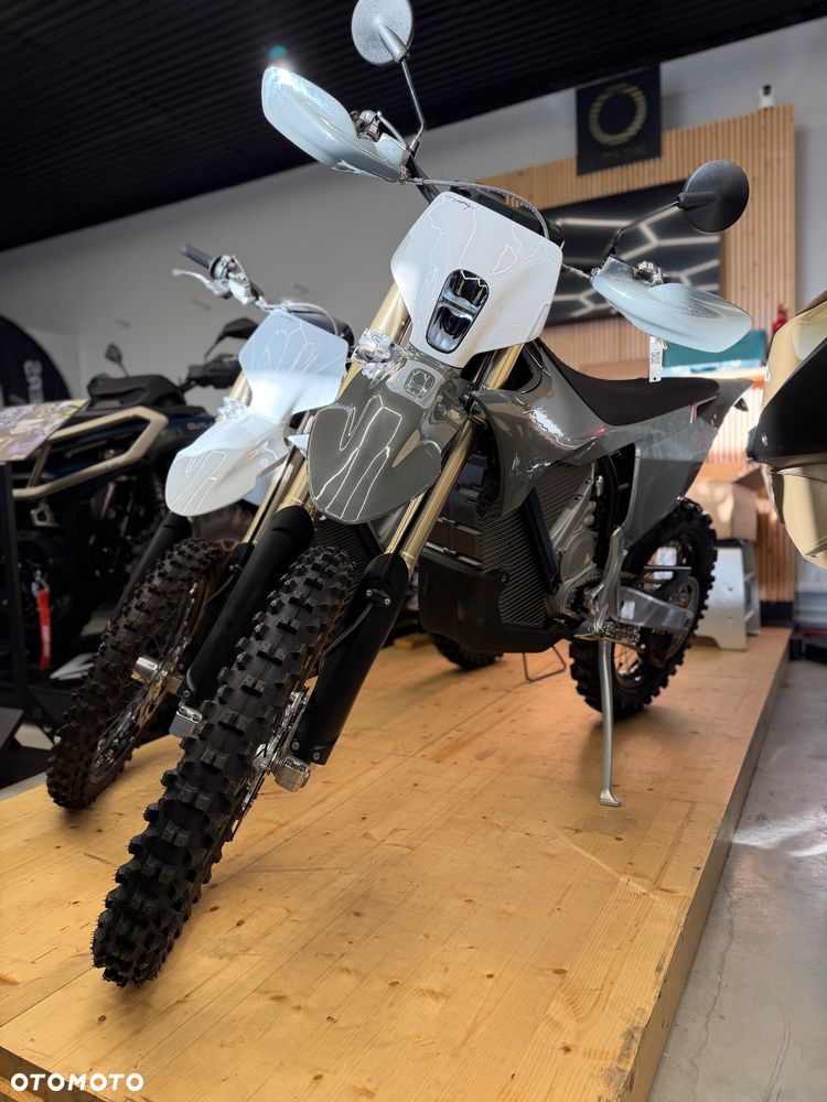 Stark Future EX - 12