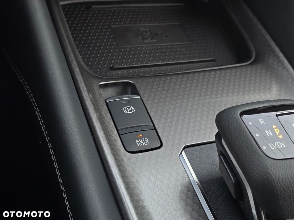 Nissan Qashqai 1.3 DIG-T mHEV N-Connecta Xtronic - 17