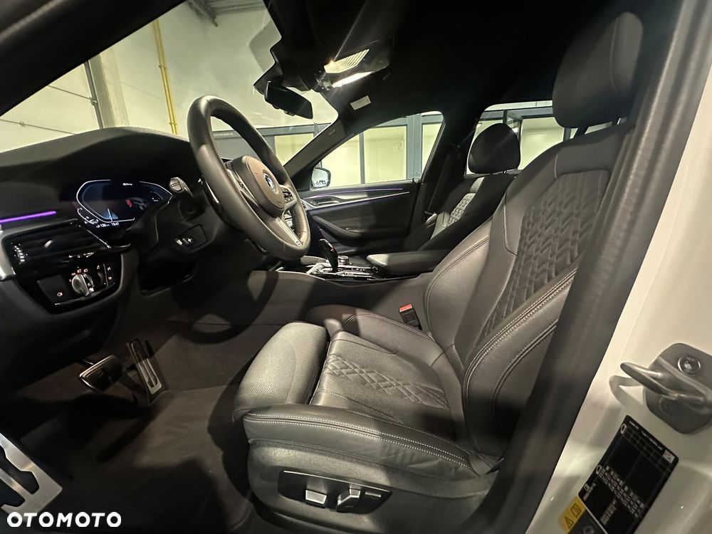 BMW Seria 5 530e M Sport sport - 12
