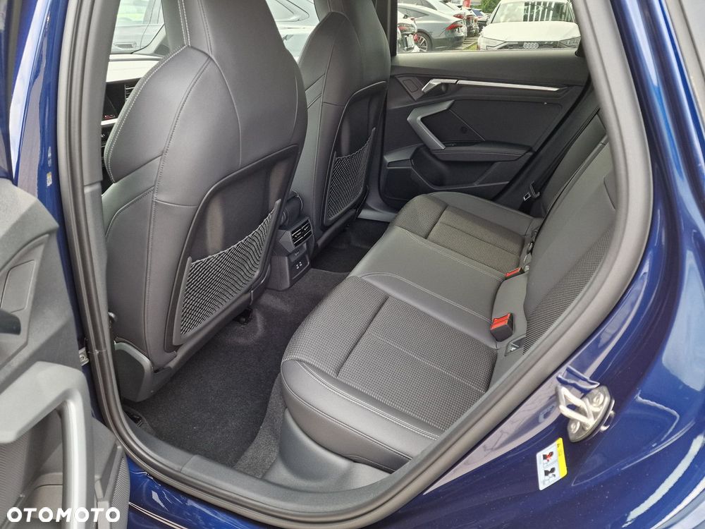 Audi A3 Sportback - 11