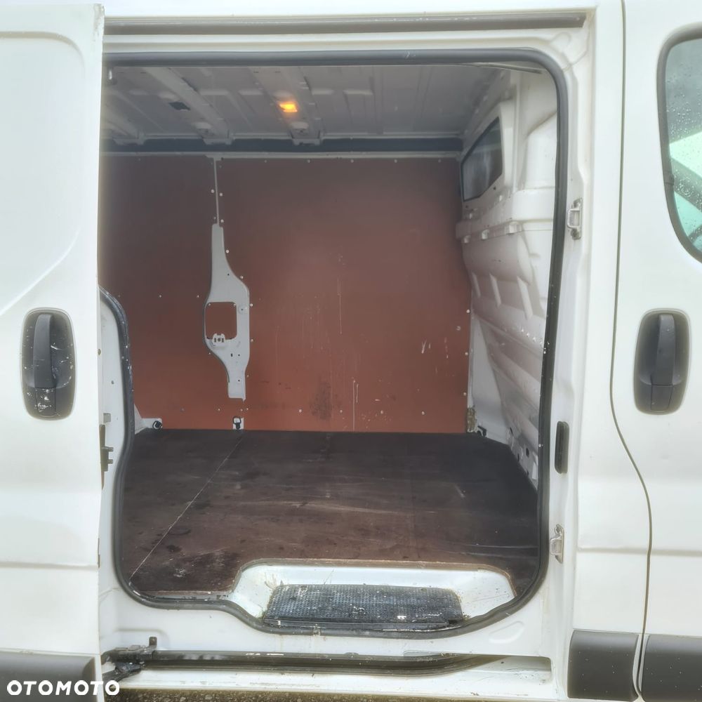Renault TRAFIC - 14